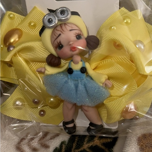 Handmade Bows Disney, Pixar assorted Characters, colors, clay, light weight - Picture 6 of 10